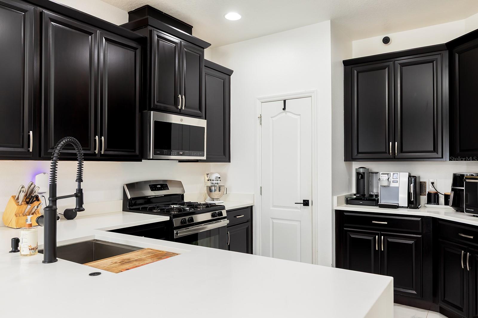 Image 3 of 20 For 12182 Sandy Apple Road