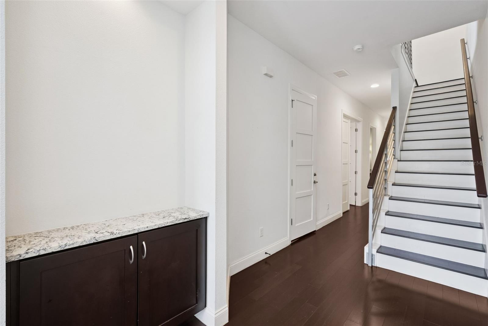 Image 12 of 66 For 2505 Depauw Avenue