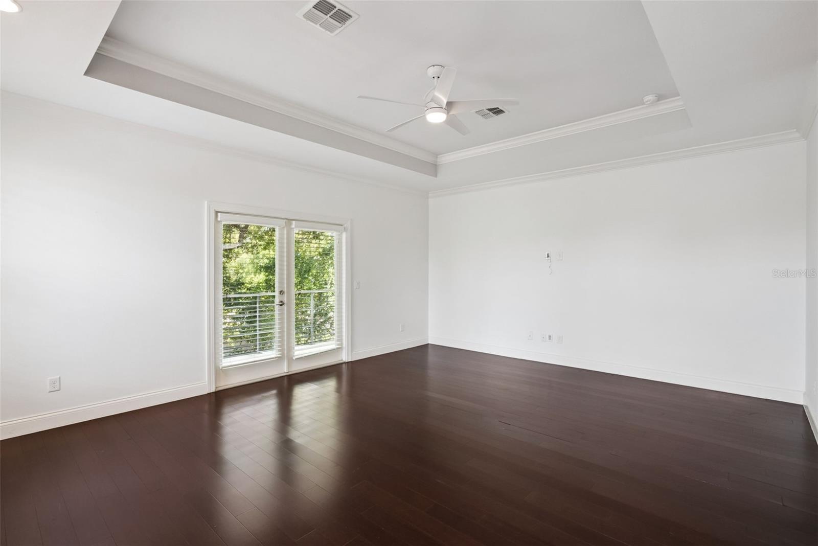 Image 16 of 66 For 2505 Depauw Avenue