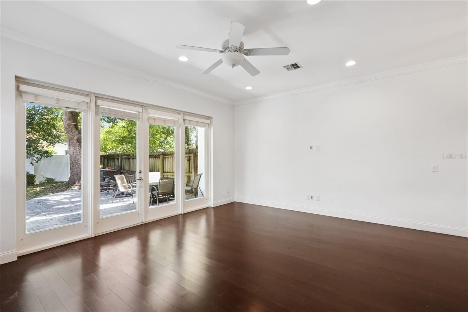 Image 19 of 66 For 2505 Depauw Avenue