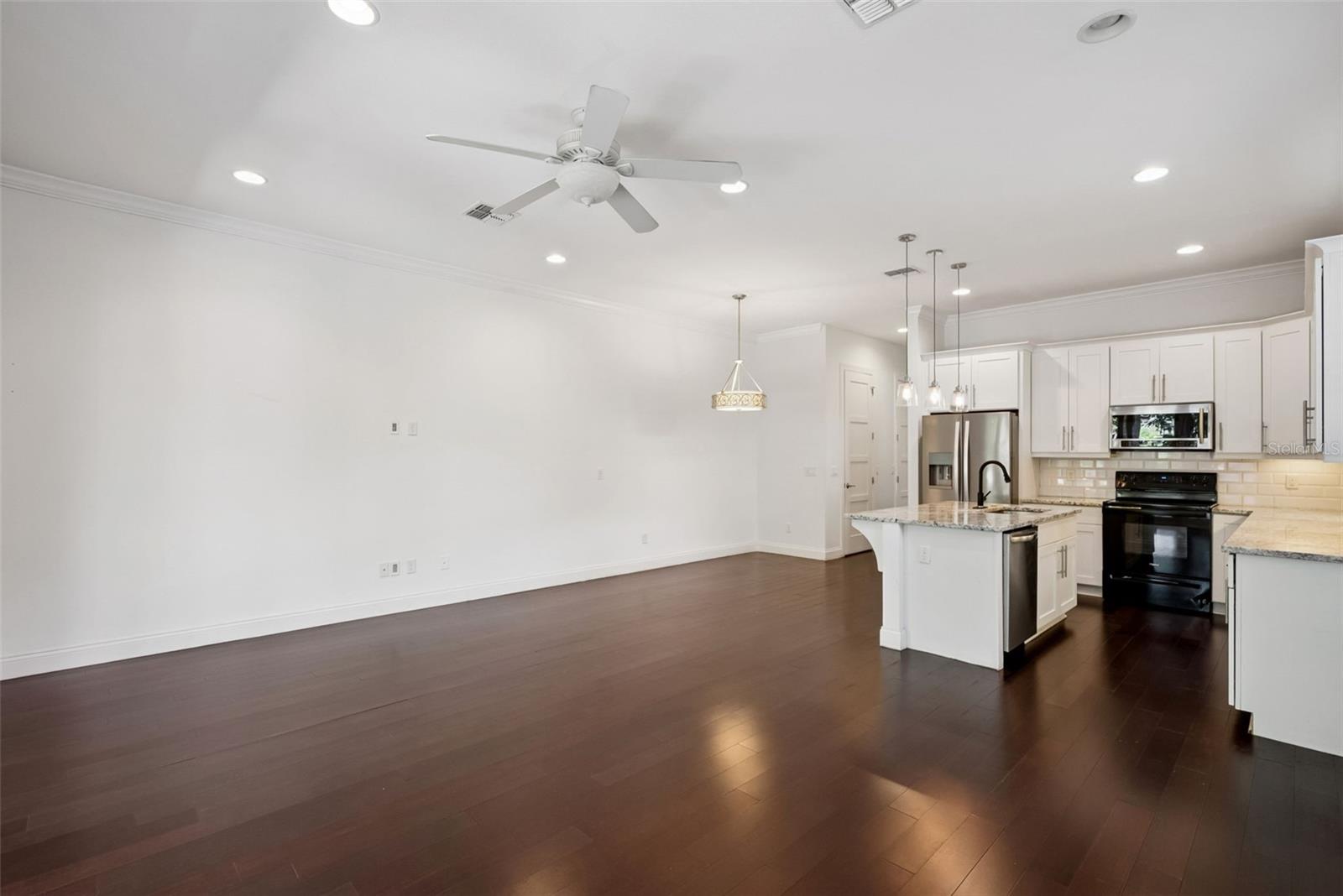 Image 3 of 66 For 2505 Depauw Avenue