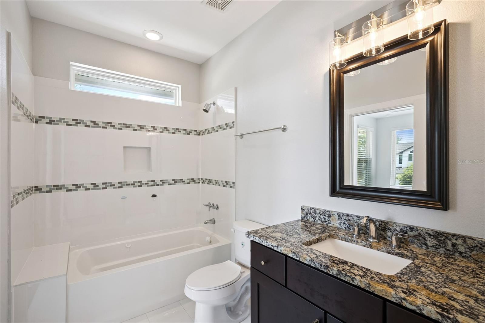 Image 32 of 66 For 2505 Depauw Avenue