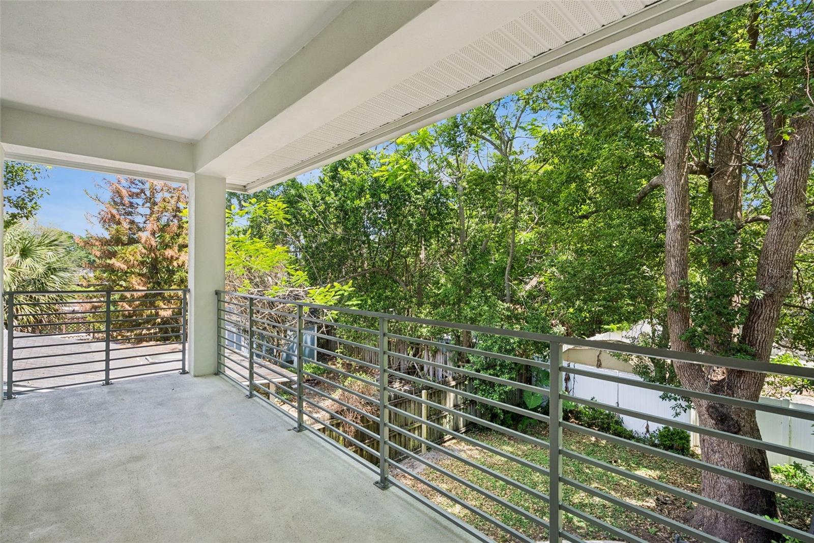 Image 40 of 66 For 2505 Depauw Avenue