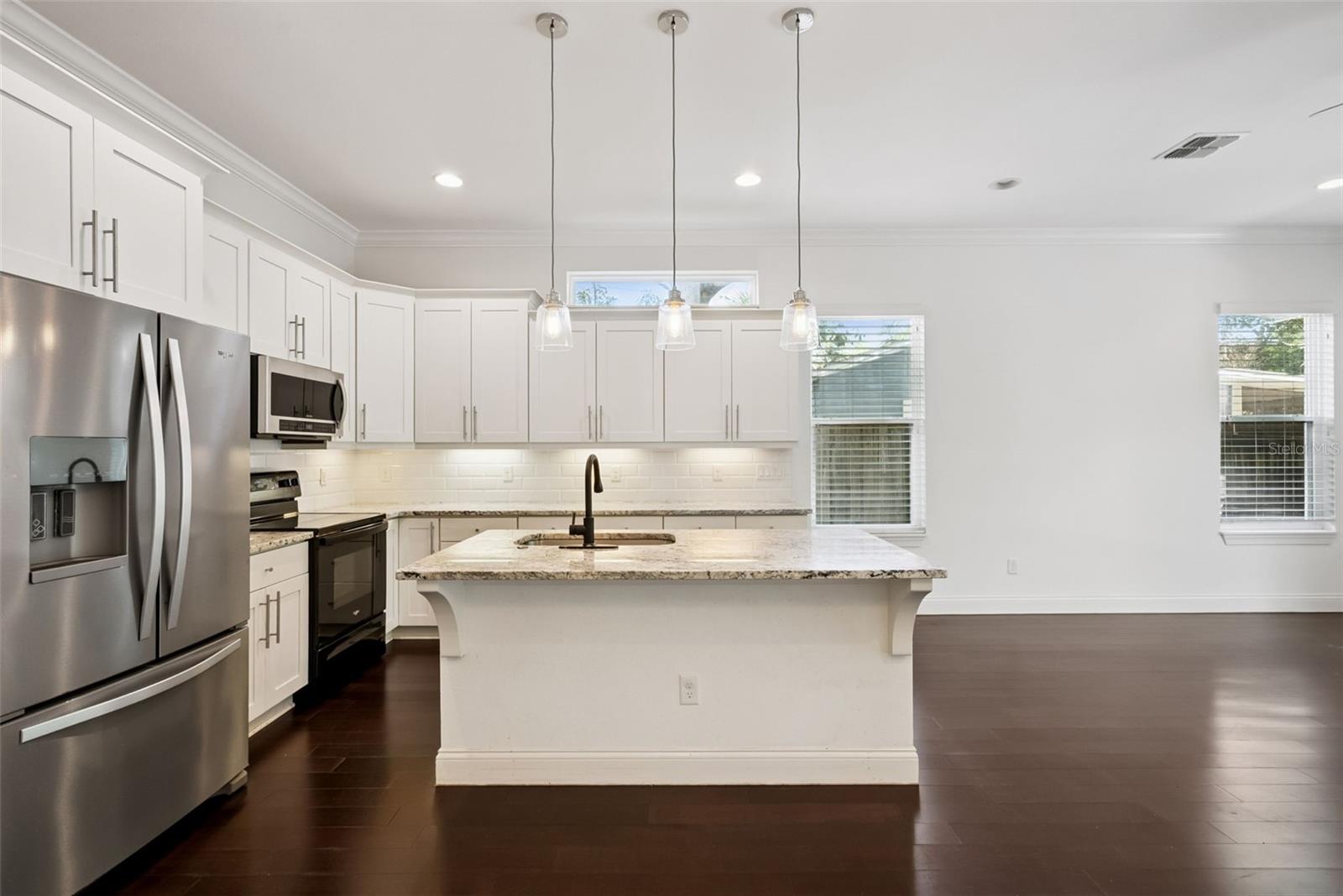 Image 7 of 66 For 2505 Depauw Avenue