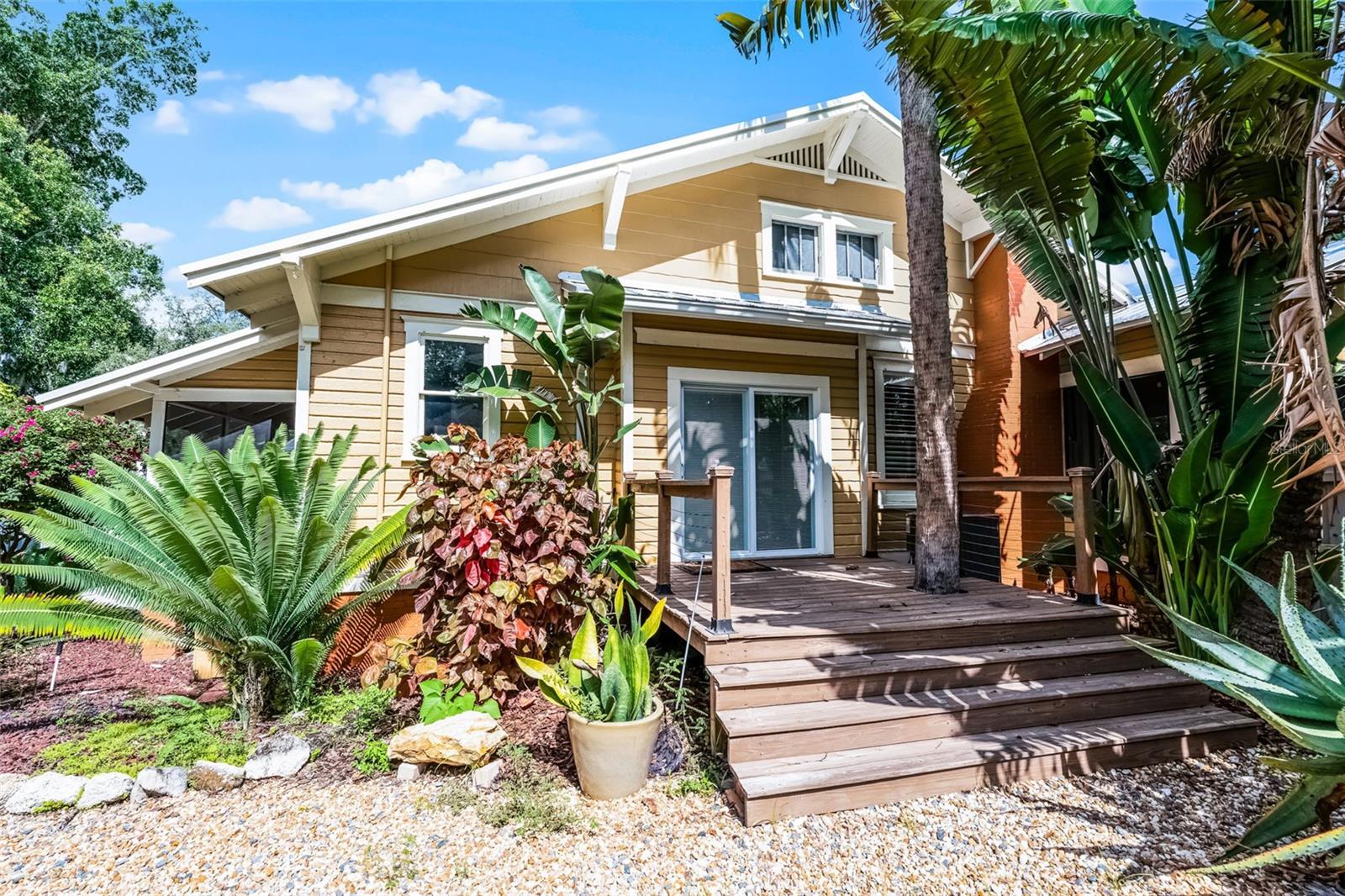 Image 12 of 13 For 706 Hillcrest Street