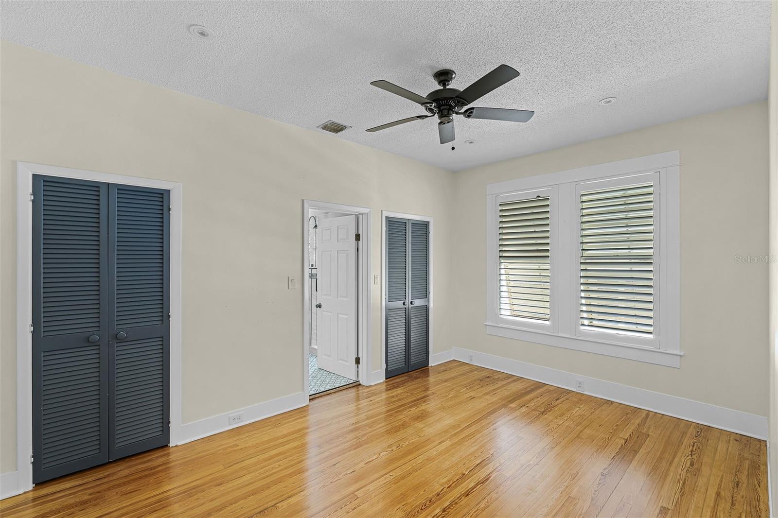 Image 8 of 13 For 706 Hillcrest Street