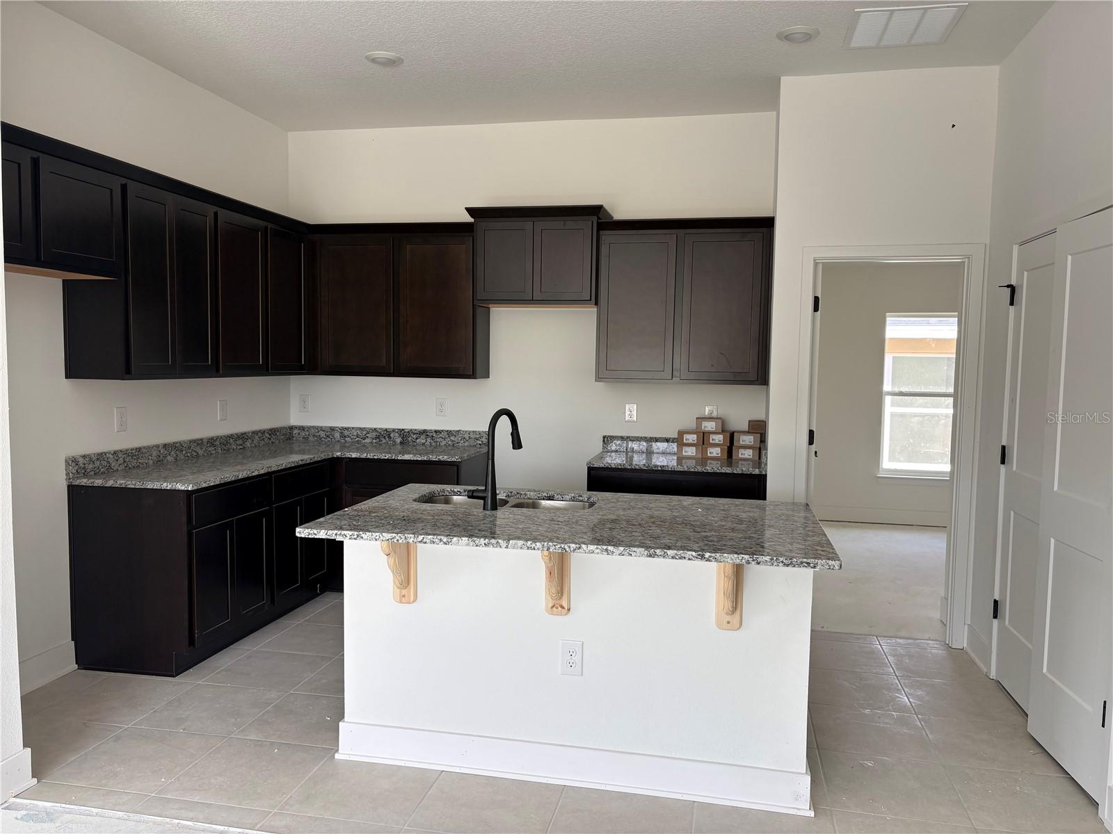 Image 2 of 4 For 247 Verny Grove Lane