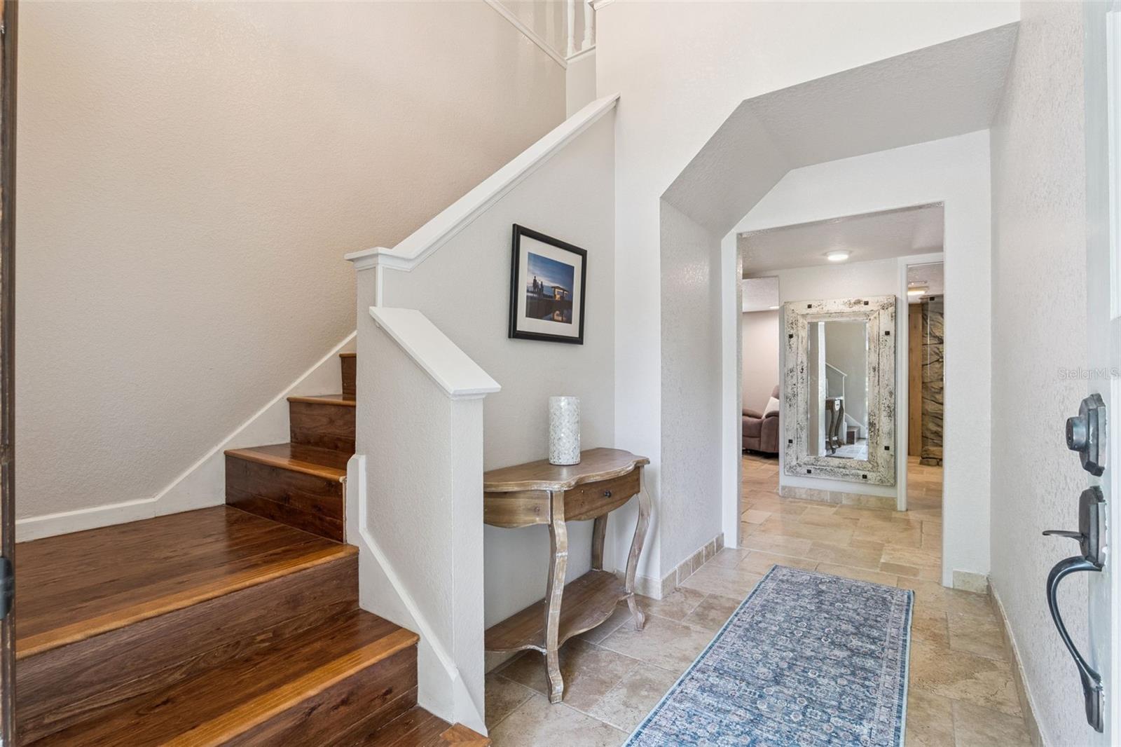 Image 12 of 37 For 107 Countryside Drive