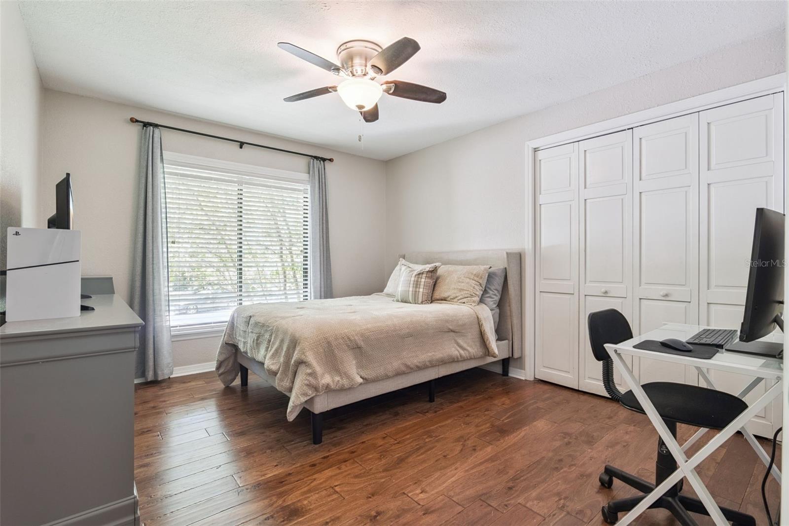 Image 22 of 37 For 107 Countryside Drive