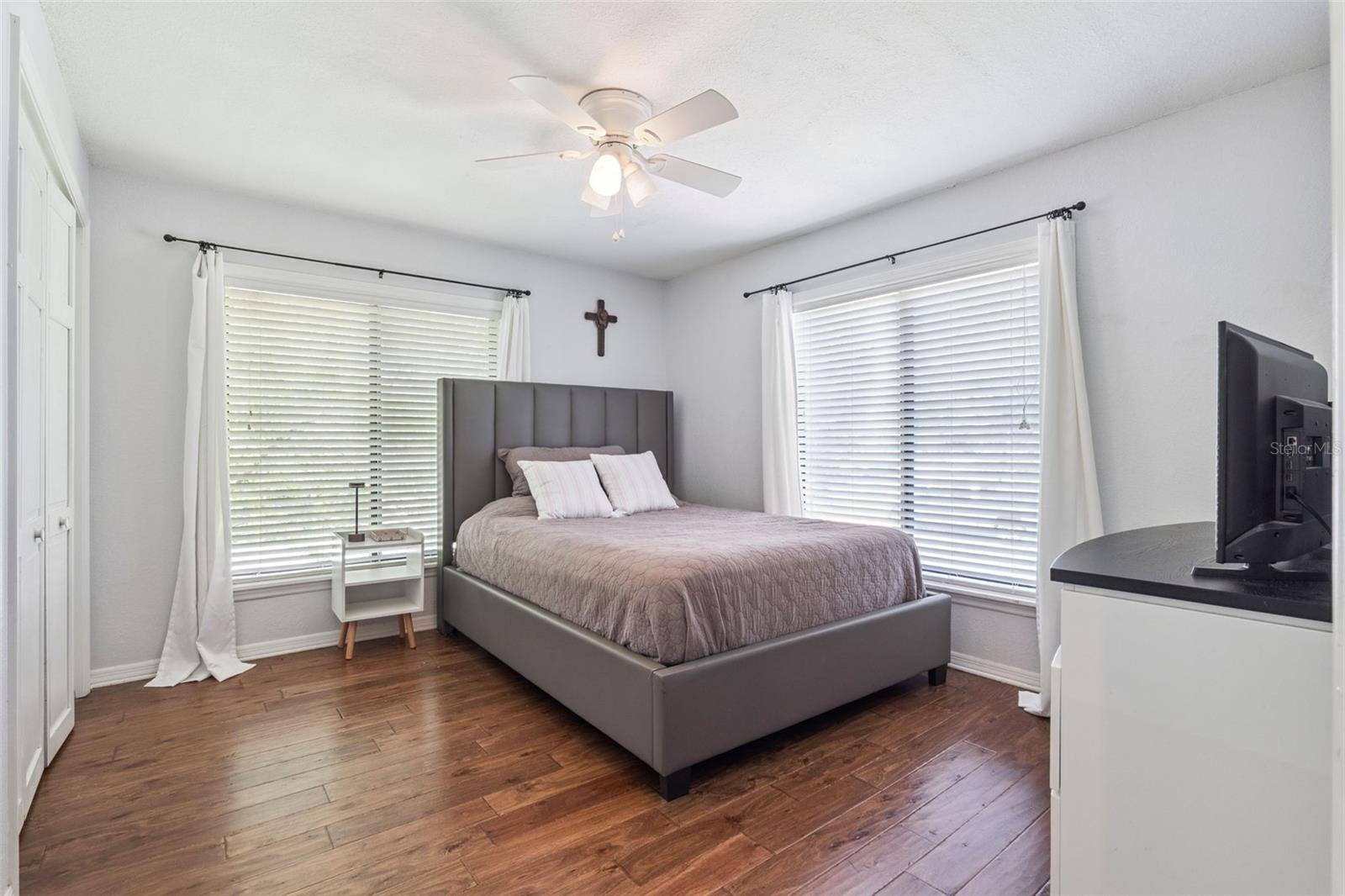 Image 24 of 37 For 107 Countryside Drive