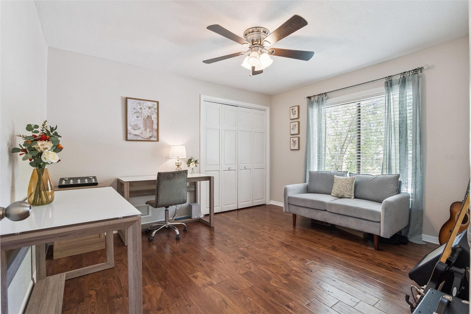 Image 26 of 37 For 107 Countryside Drive