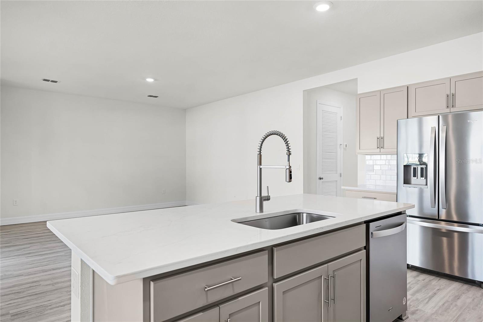 Image 10 of 33 For 5415 Cloudberry Avenue