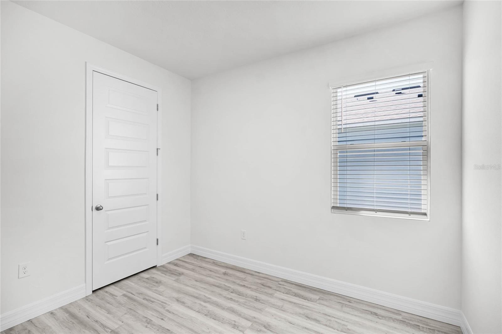 Image 24 of 33 For 5415 Cloudberry Avenue