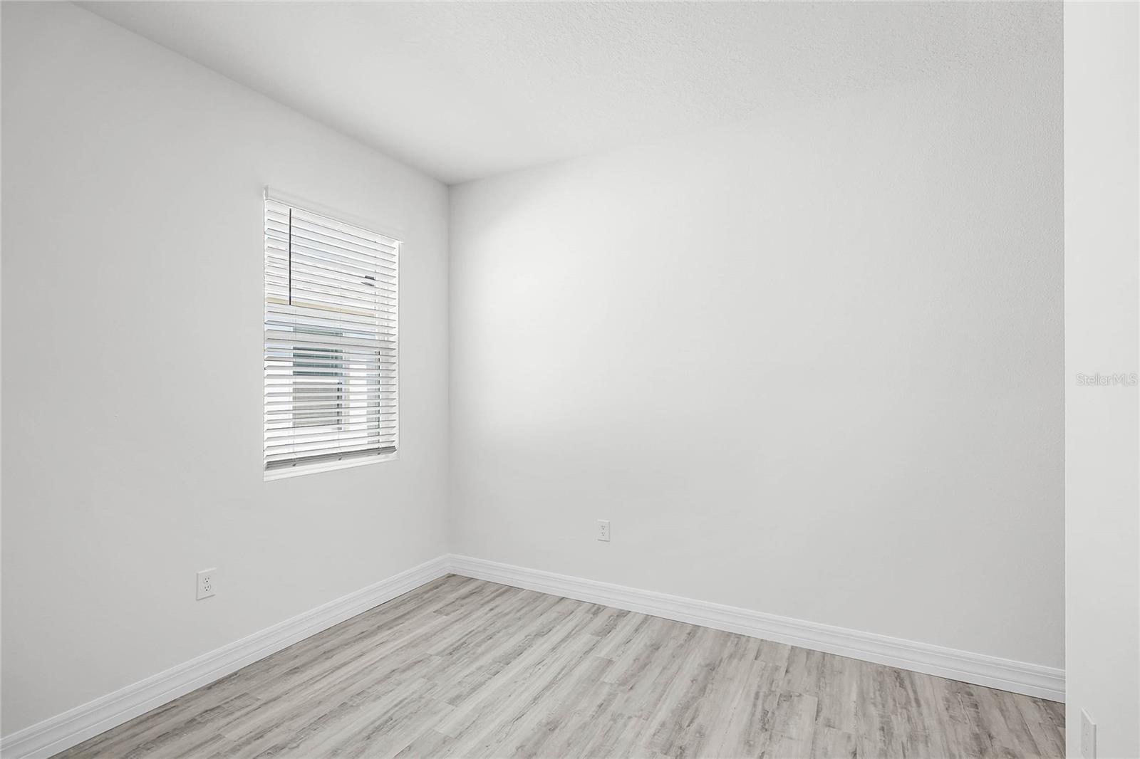 Image 30 of 33 For 5415 Cloudberry Avenue