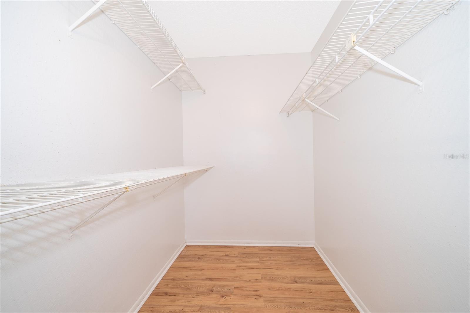 Image 14 of 21 For 956 Salt Pond Place 306