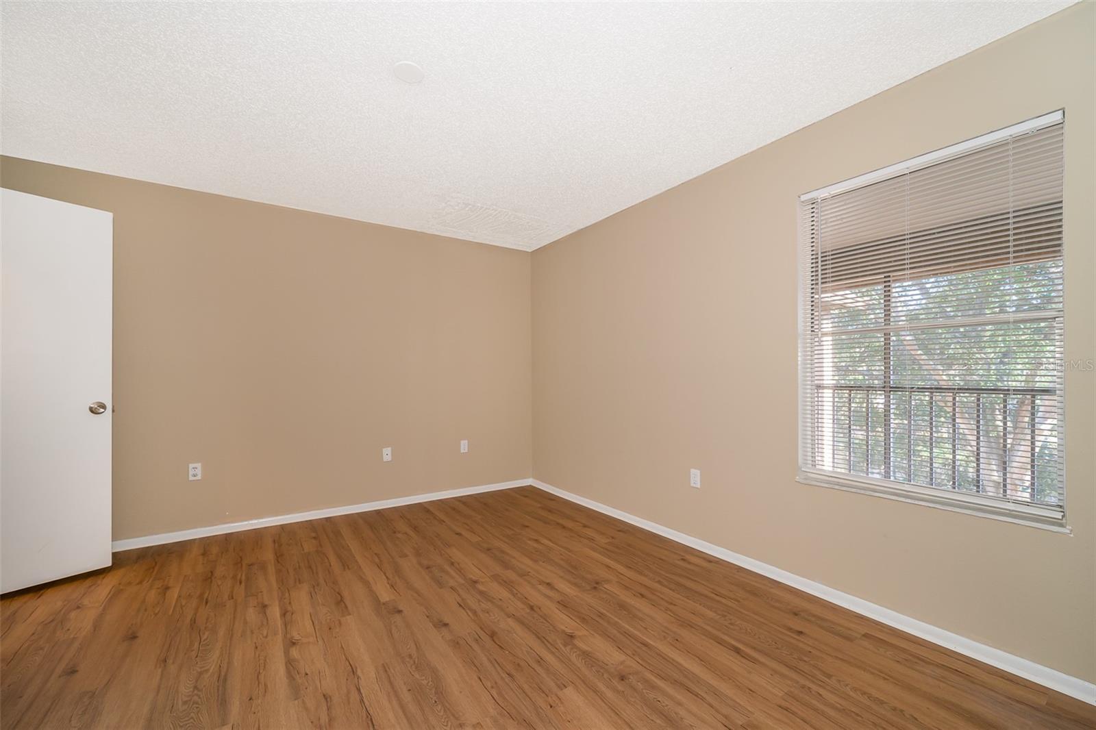 Image 17 of 21 For 956 Salt Pond Place 306