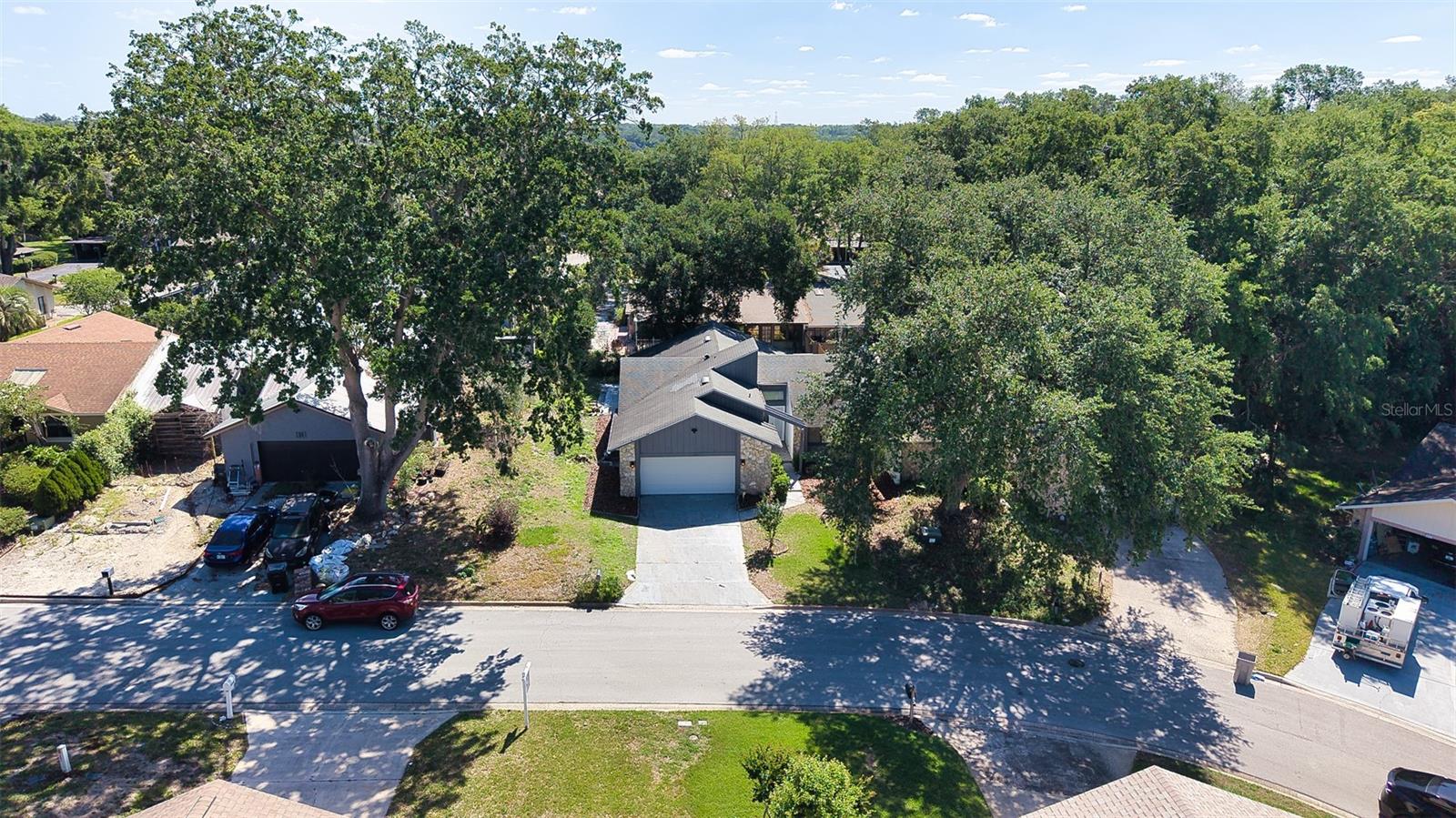 Image 2 of 17 For 1033 Old South Lane