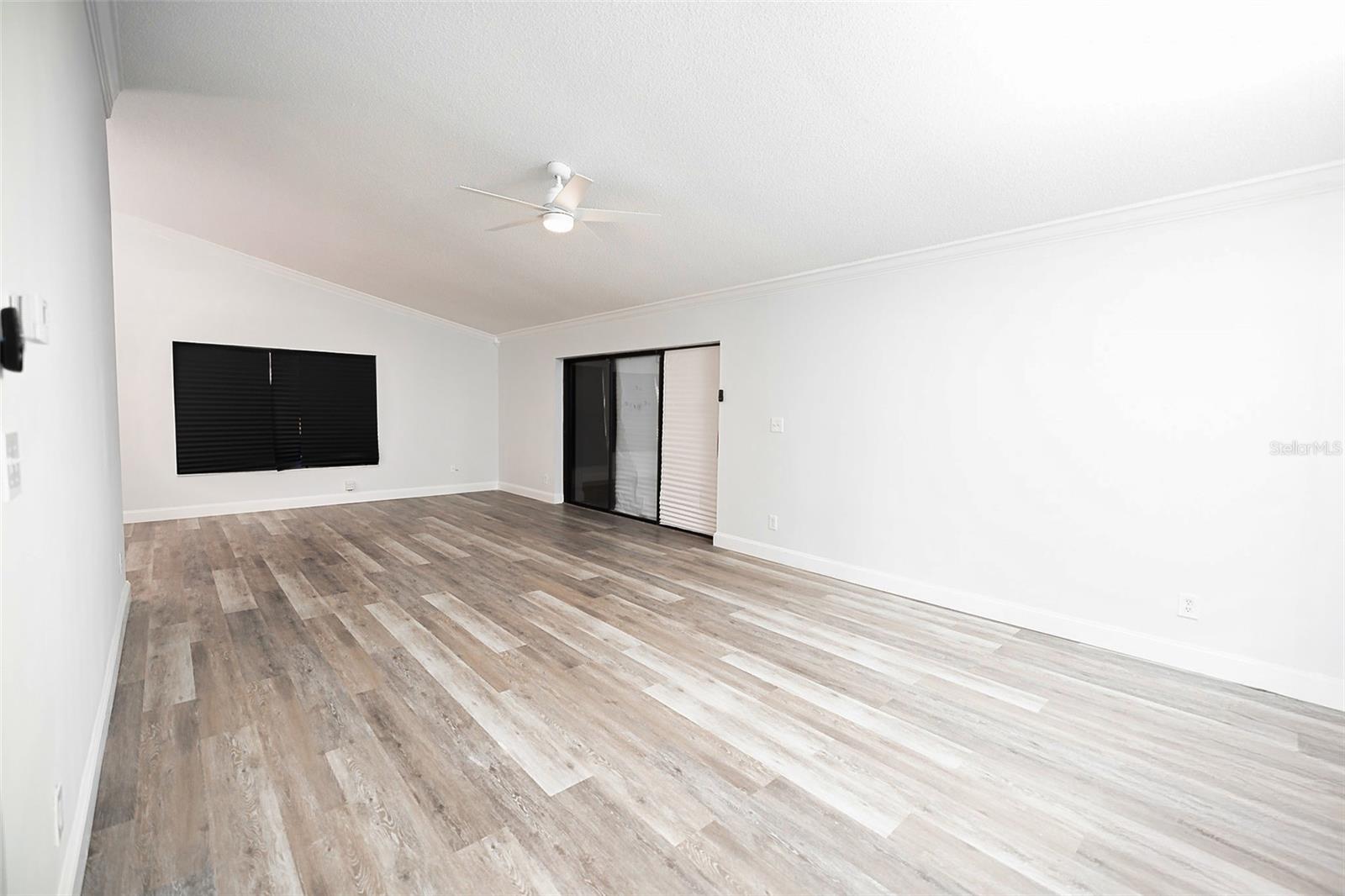 Image 5 of 17 For 1033 Old South Lane