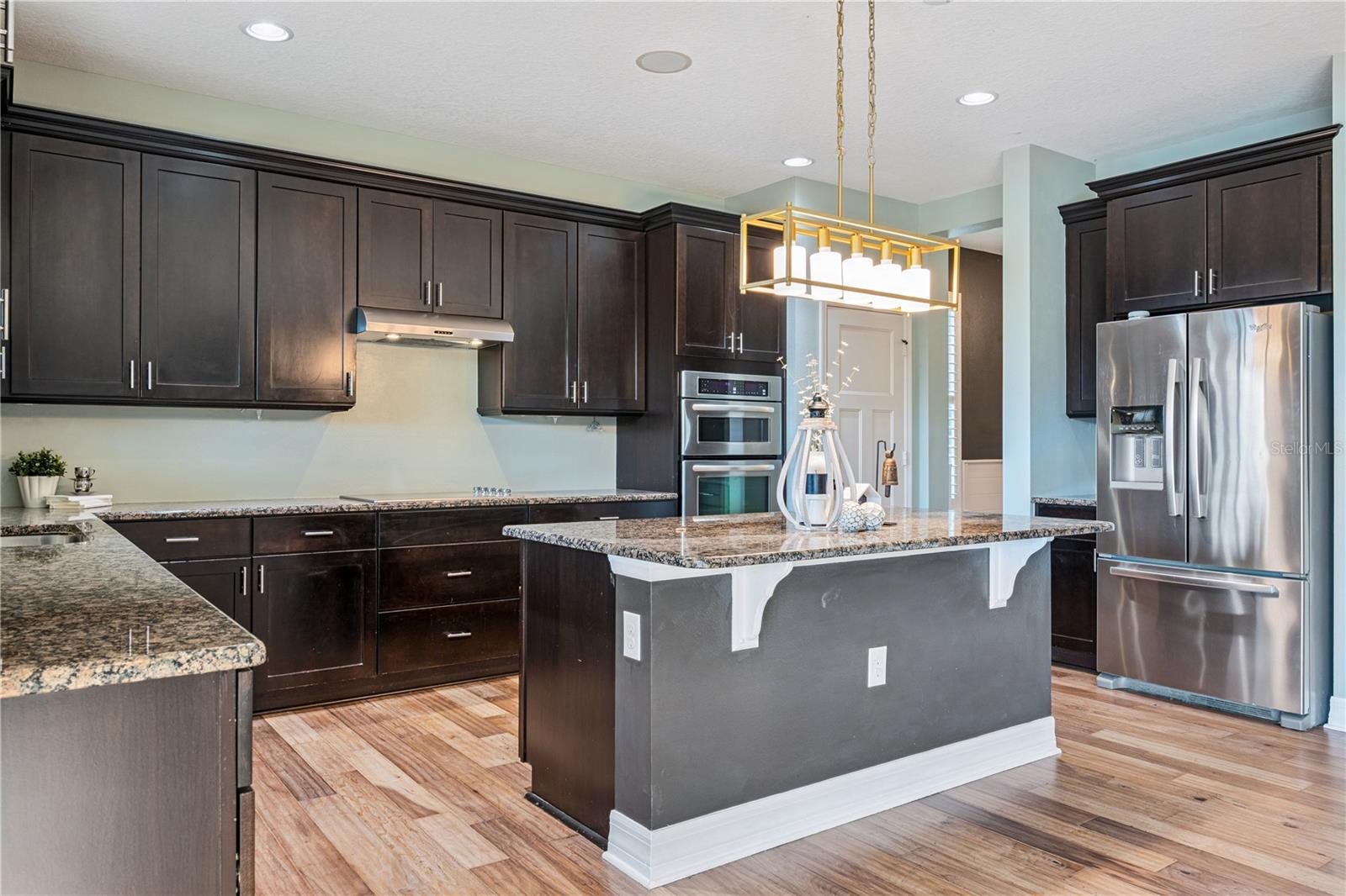 Image 15 of 44 For 11659 Acosta Avenue