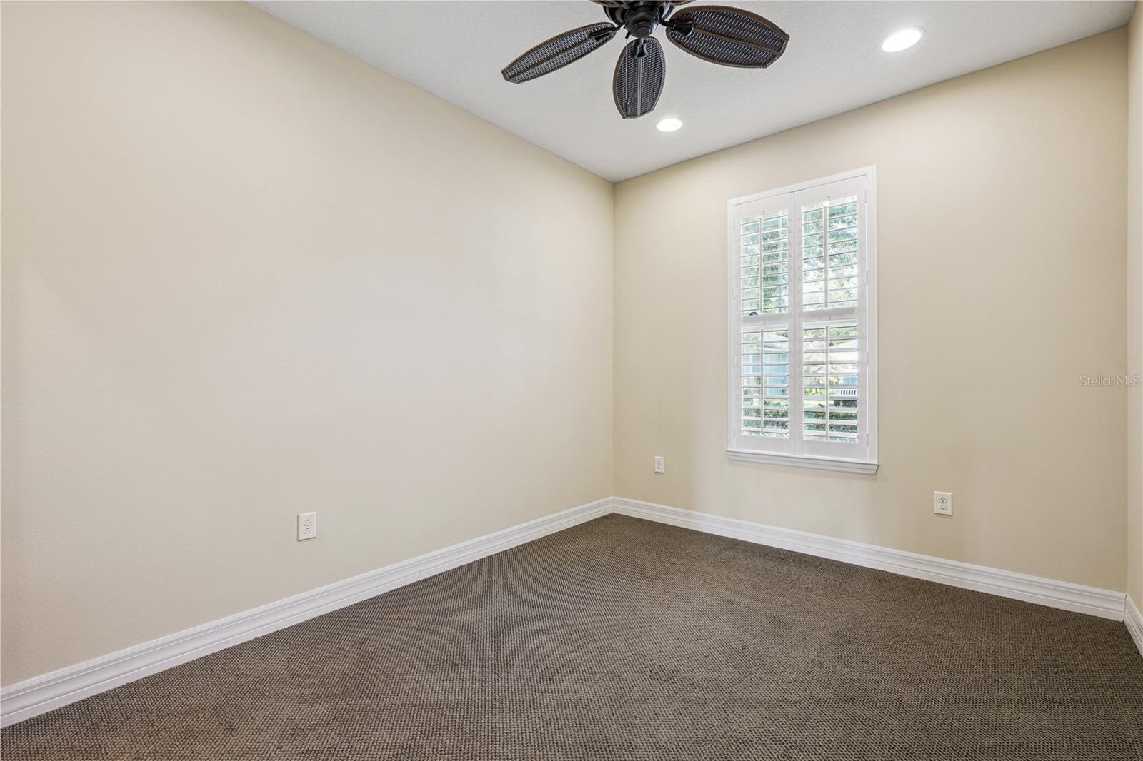 Image 18 of 44 For 11659 Acosta Avenue