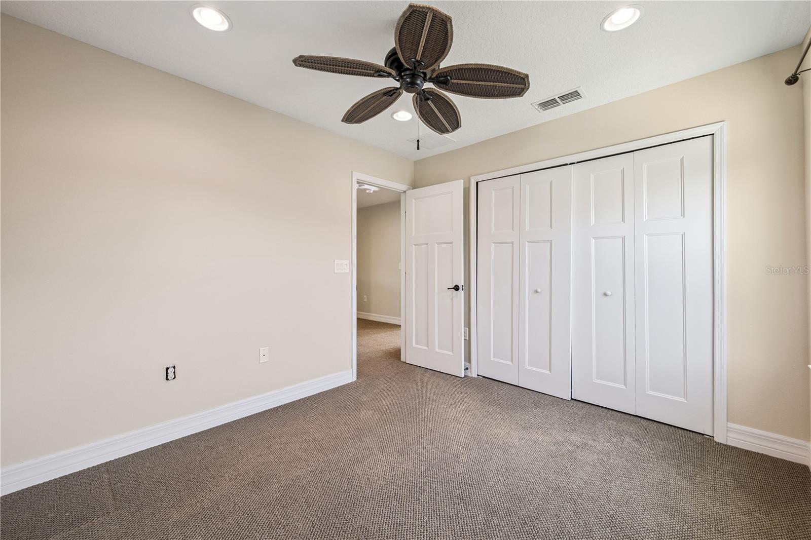 Image 29 of 44 For 11659 Acosta Avenue