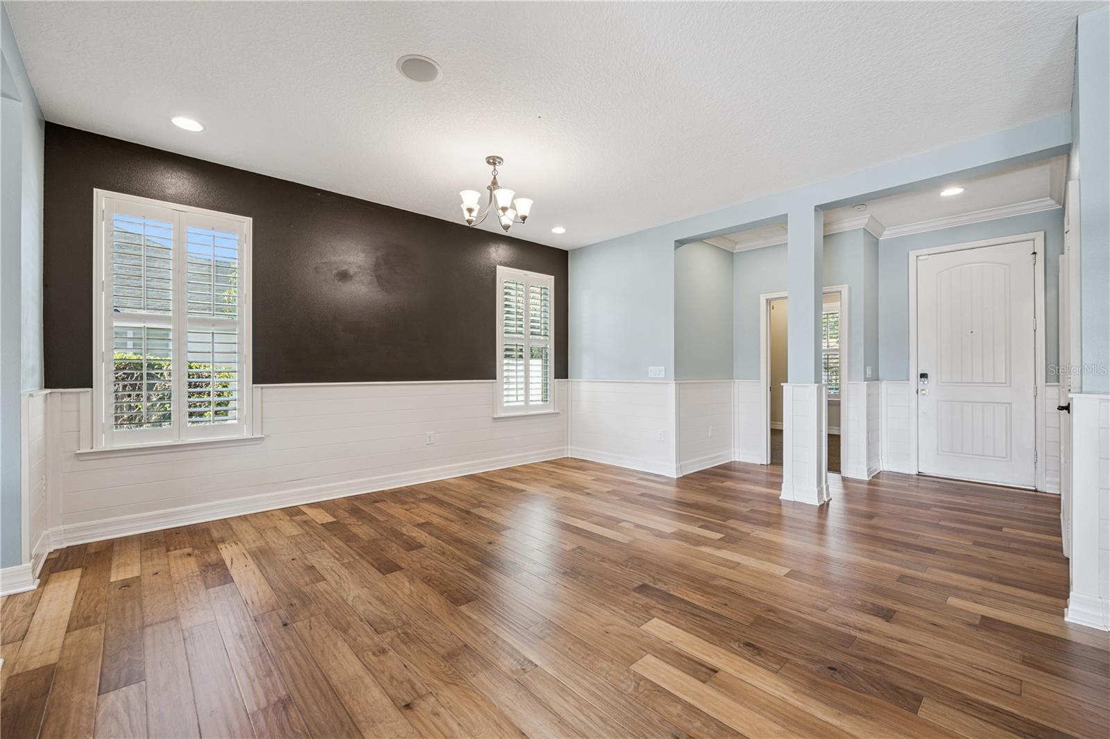 Image 6 of 44 For 11659 Acosta Avenue