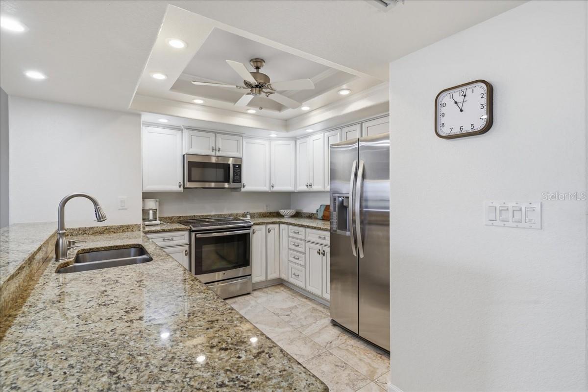 Image 20 of 29 For 601 Shreve Street 32b