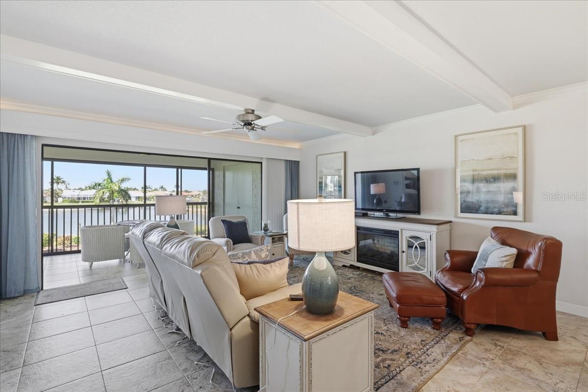 Image 24 of 29 For 601 Shreve Street 32b