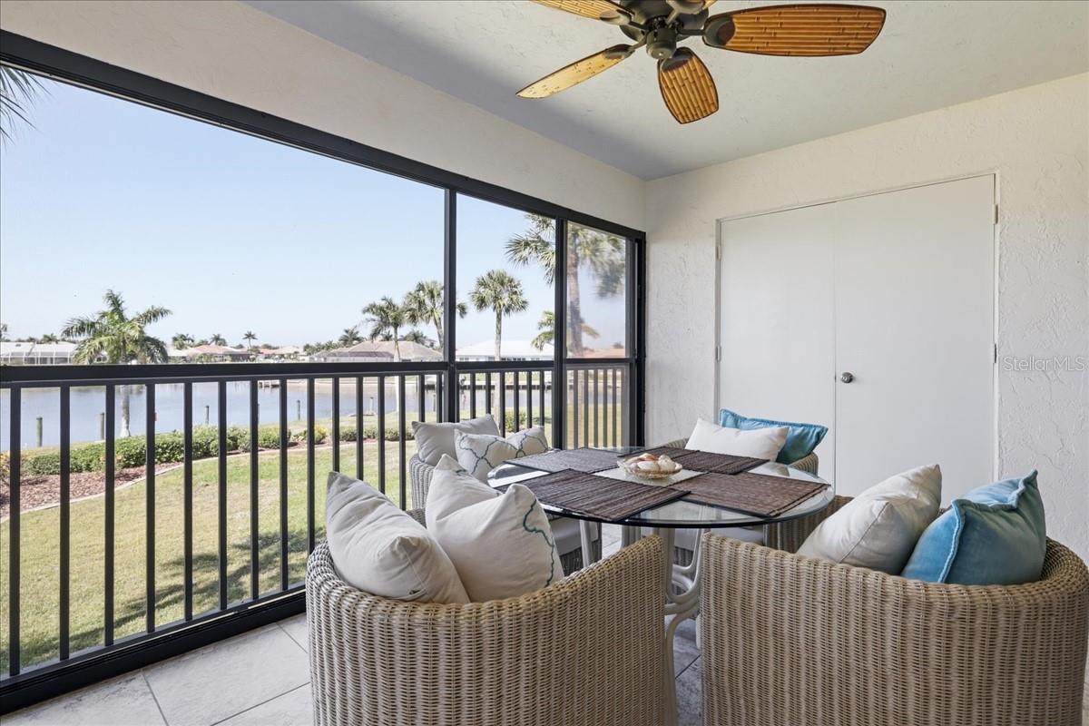 Image 27 of 29 For 601 Shreve Street 32b