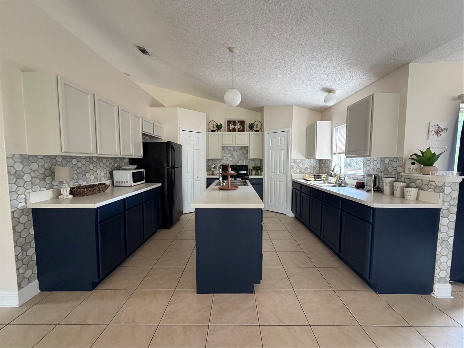 Image 5 of 26 For 2717 Orpha Lane