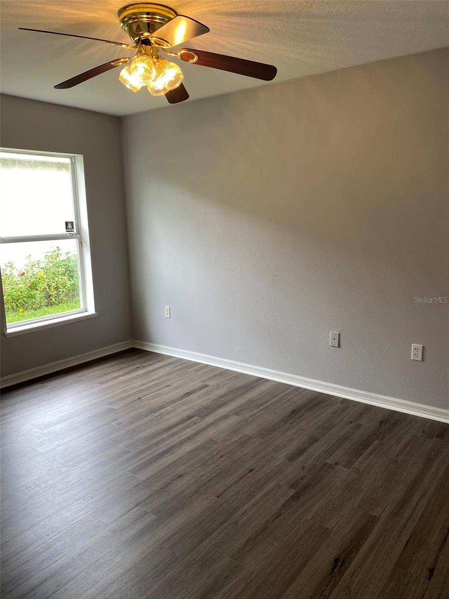 Image 17 of 34 For 2210 Nicollett Way