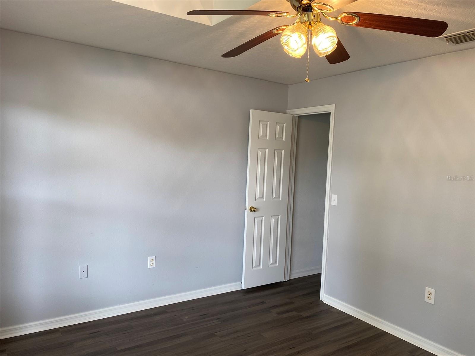 Image 21 of 34 For 2210 Nicollett Way