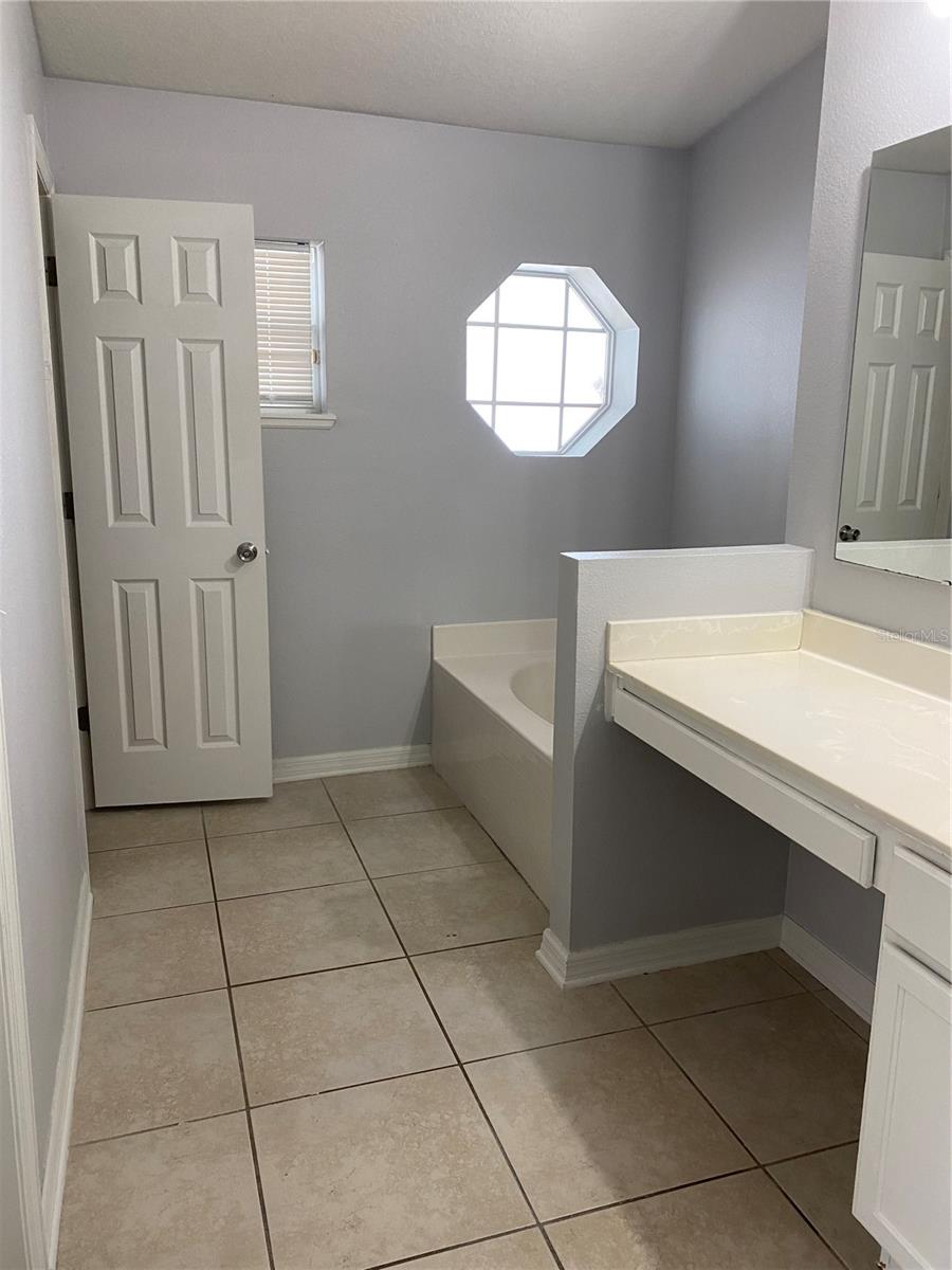 Image 25 of 34 For 2210 Nicollett Way