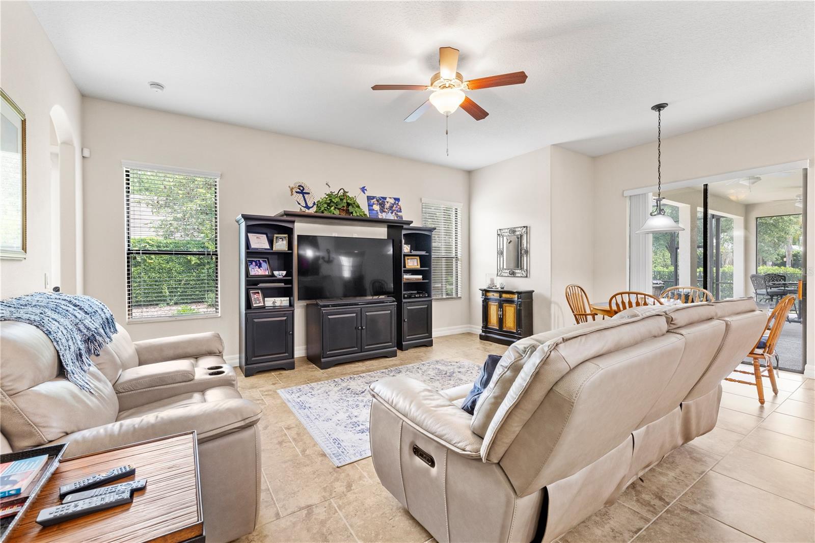 Image 12 of 73 For 32637 View Haven Lane