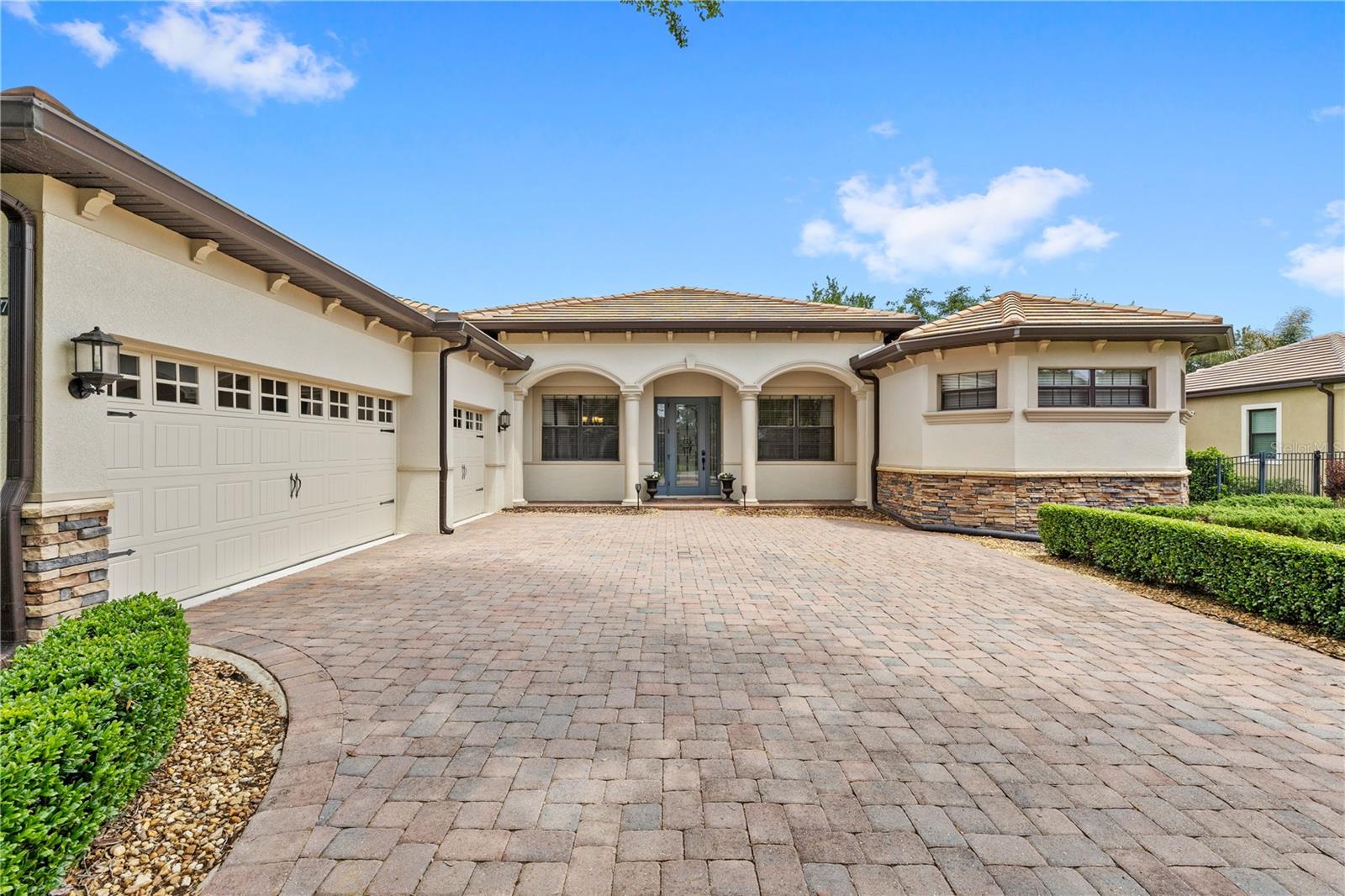 Image 40 of 73 For 32637 View Haven Lane