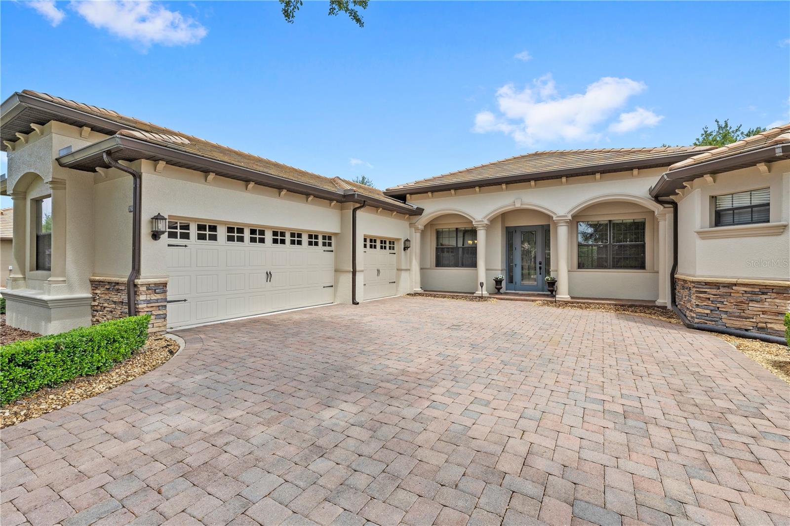 Image 41 of 73 For 32637 View Haven Lane