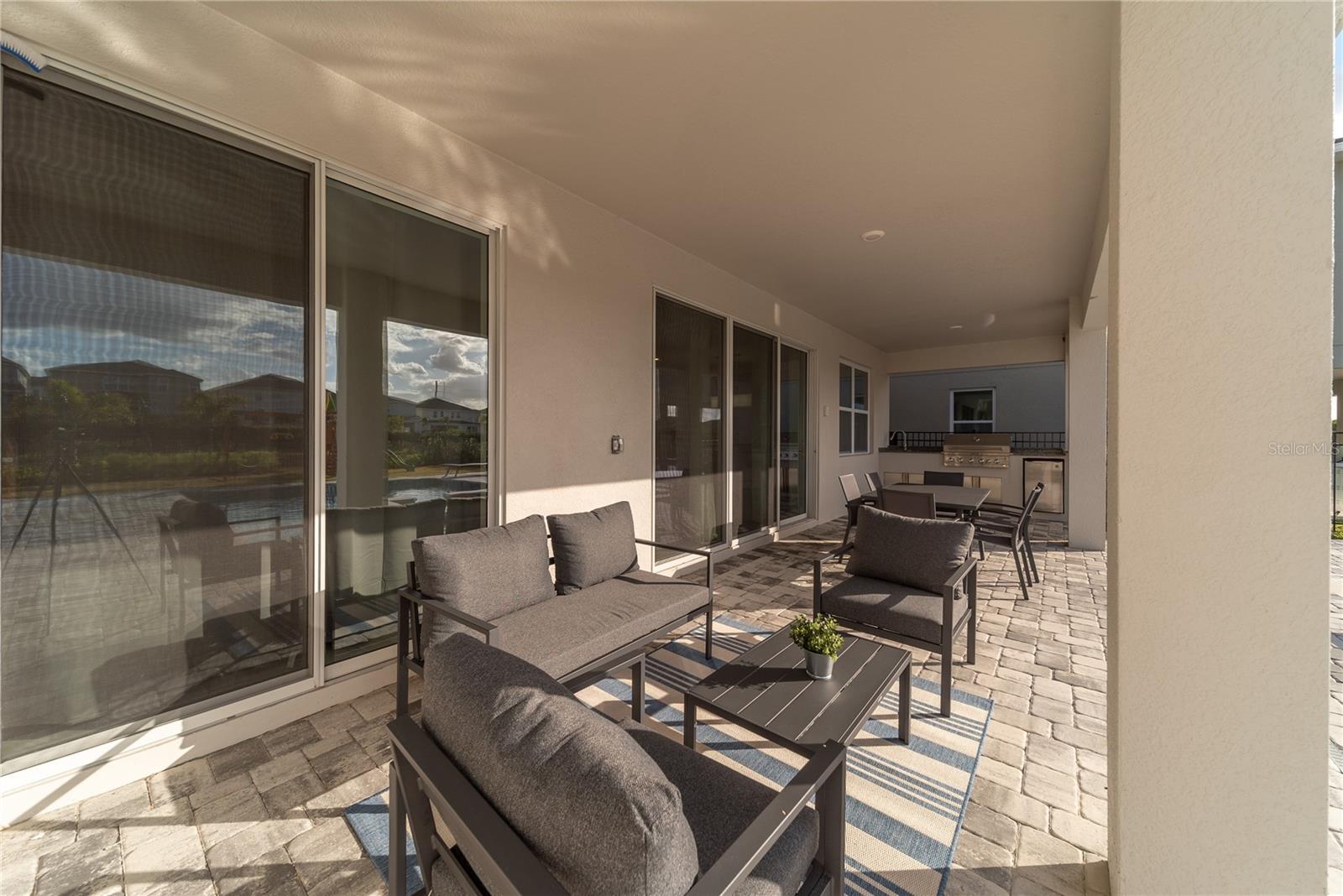 Image 11 of 64 For 256 Auburn Avenue