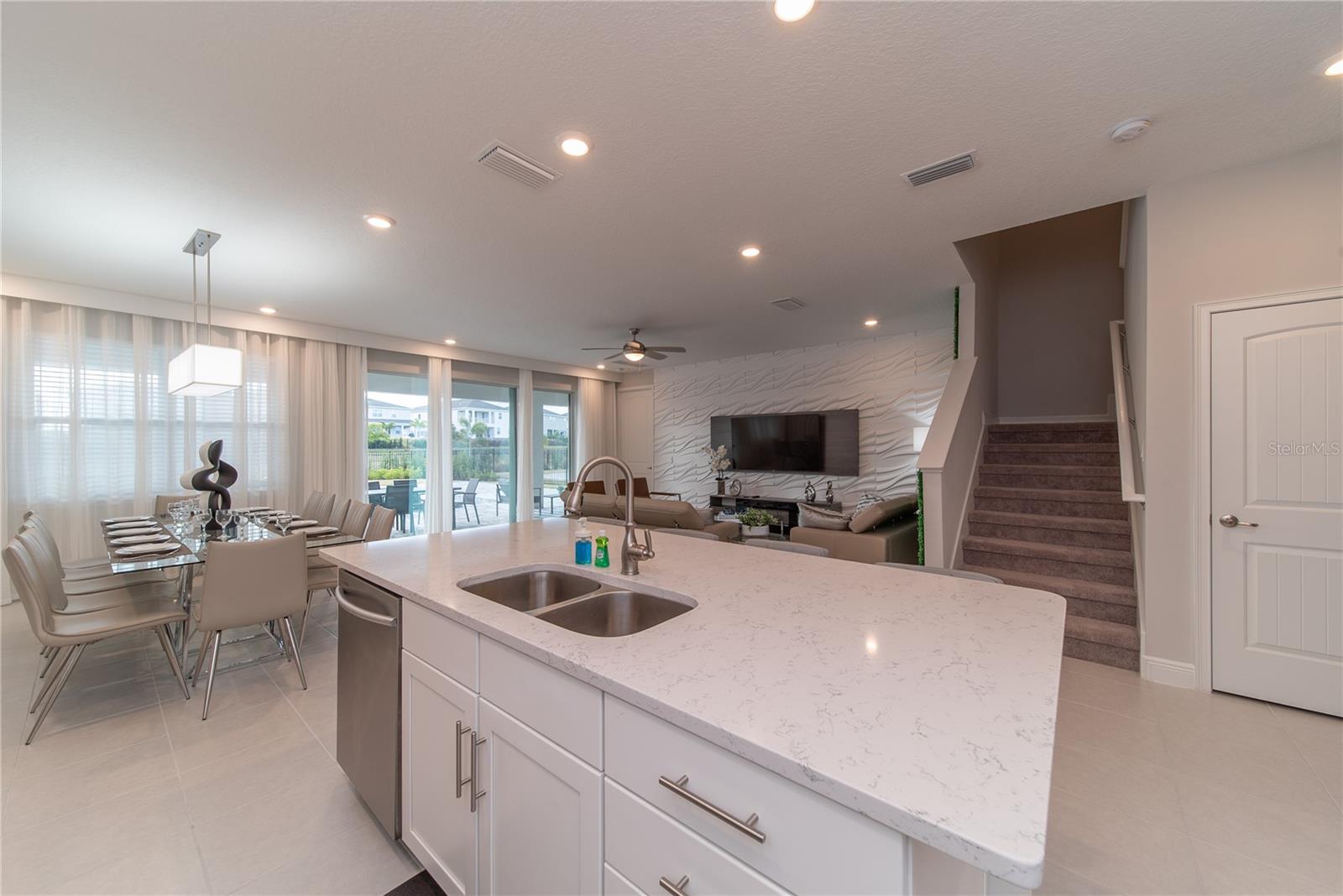 Image 13 of 64 For 256 Auburn Avenue