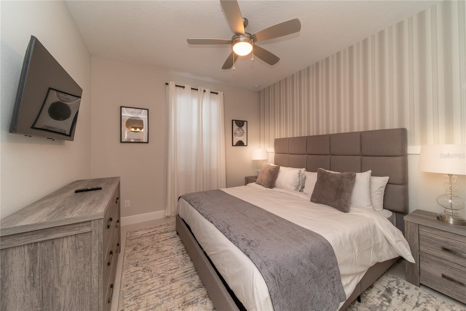 Image 26 of 64 For 256 Auburn Avenue