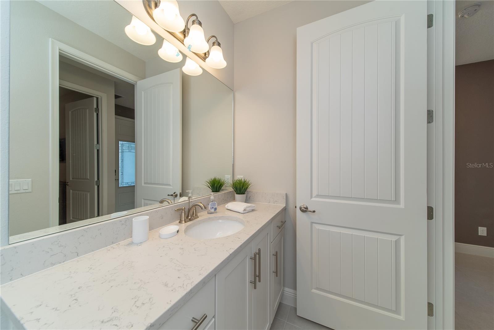 Image 28 of 64 For 256 Auburn Avenue