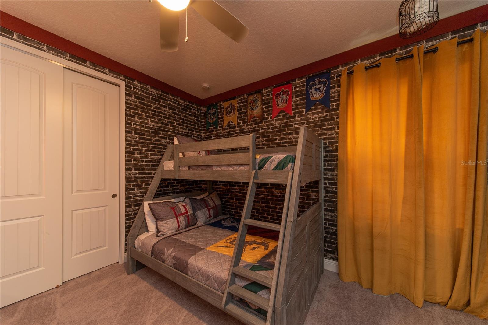 Image 38 of 64 For 256 Auburn Avenue