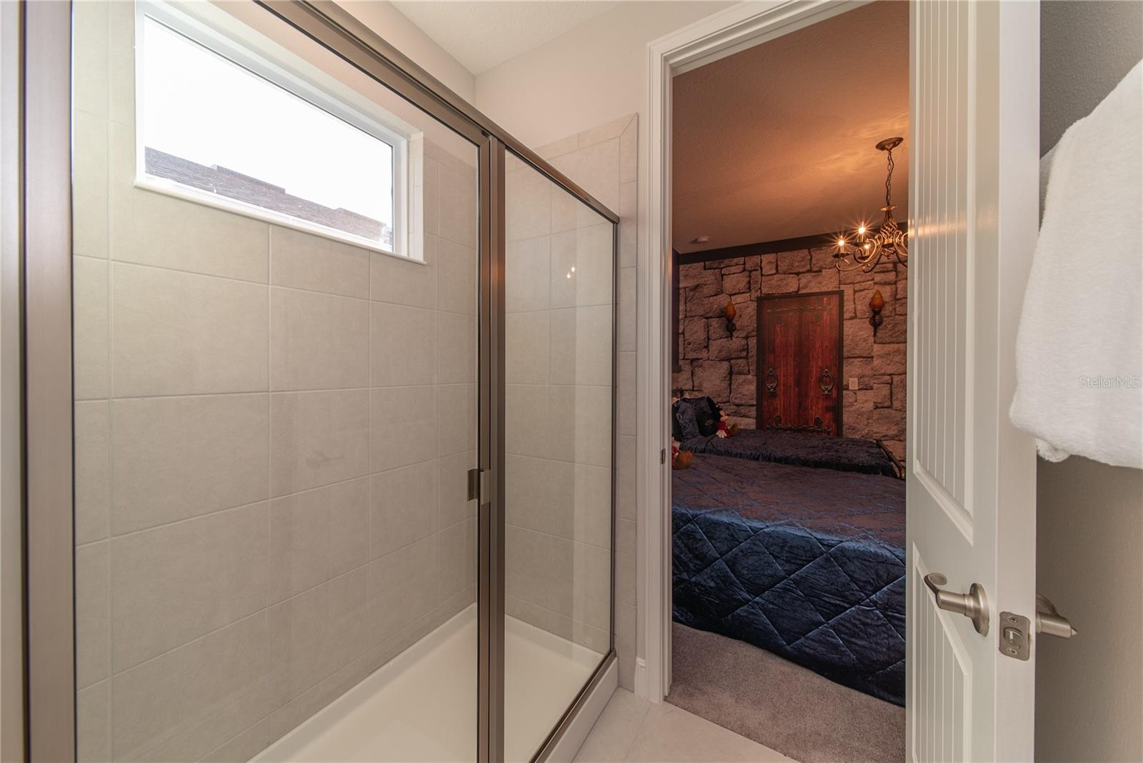 Image 41 of 64 For 256 Auburn Avenue