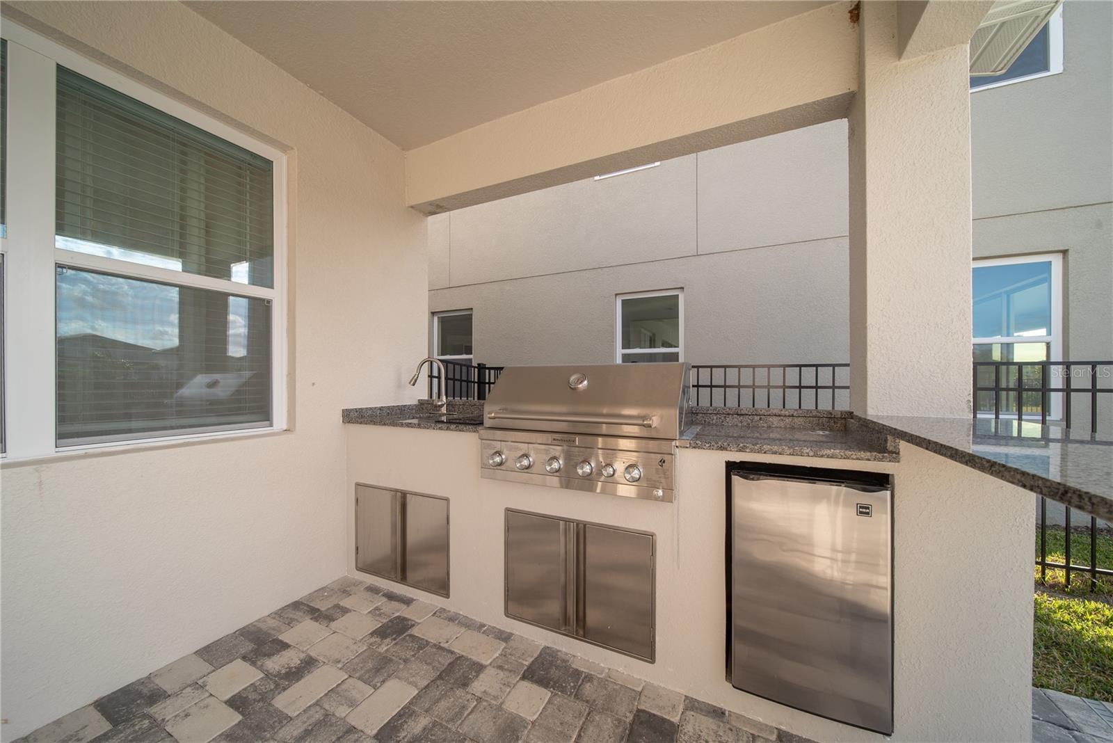 Image 9 of 64 For 256 Auburn Avenue