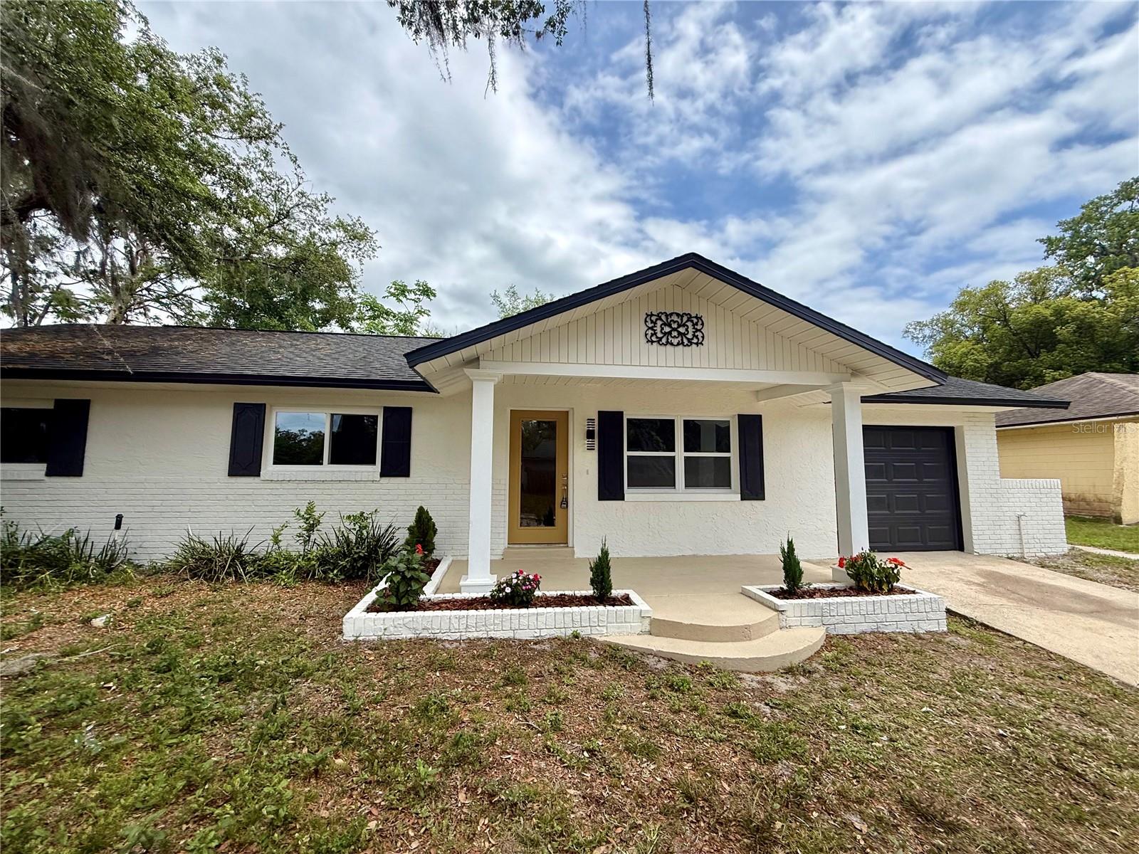 Image 4 of 26 For 1510 Pelican Street