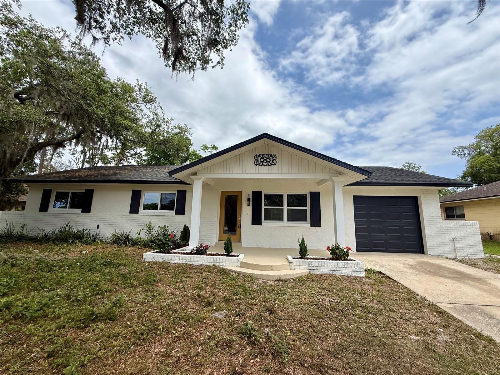 Image 5 of 26 For 1510 Pelican Street