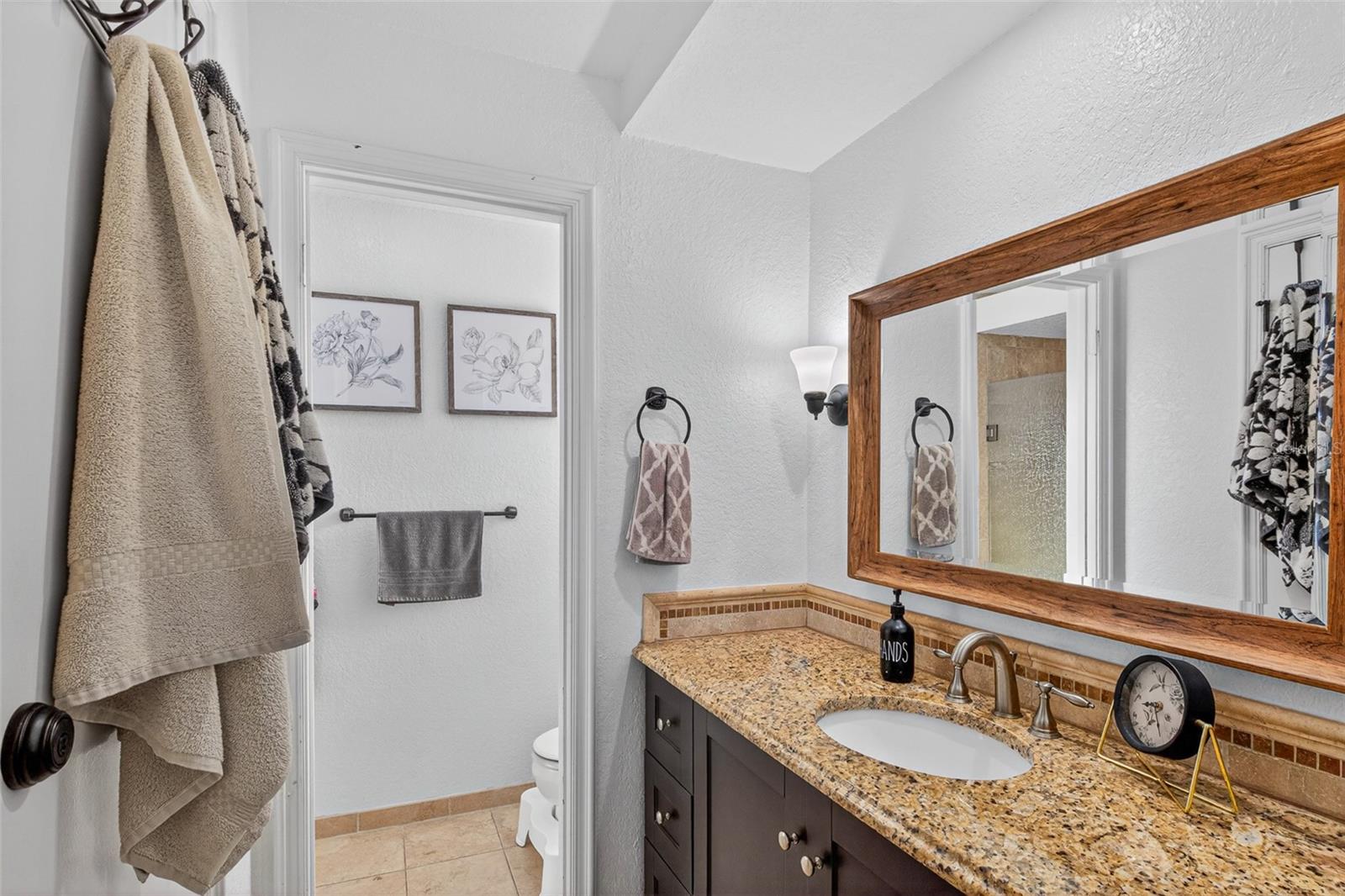 Image 19 of 46 For 214 Sheridan Avenue