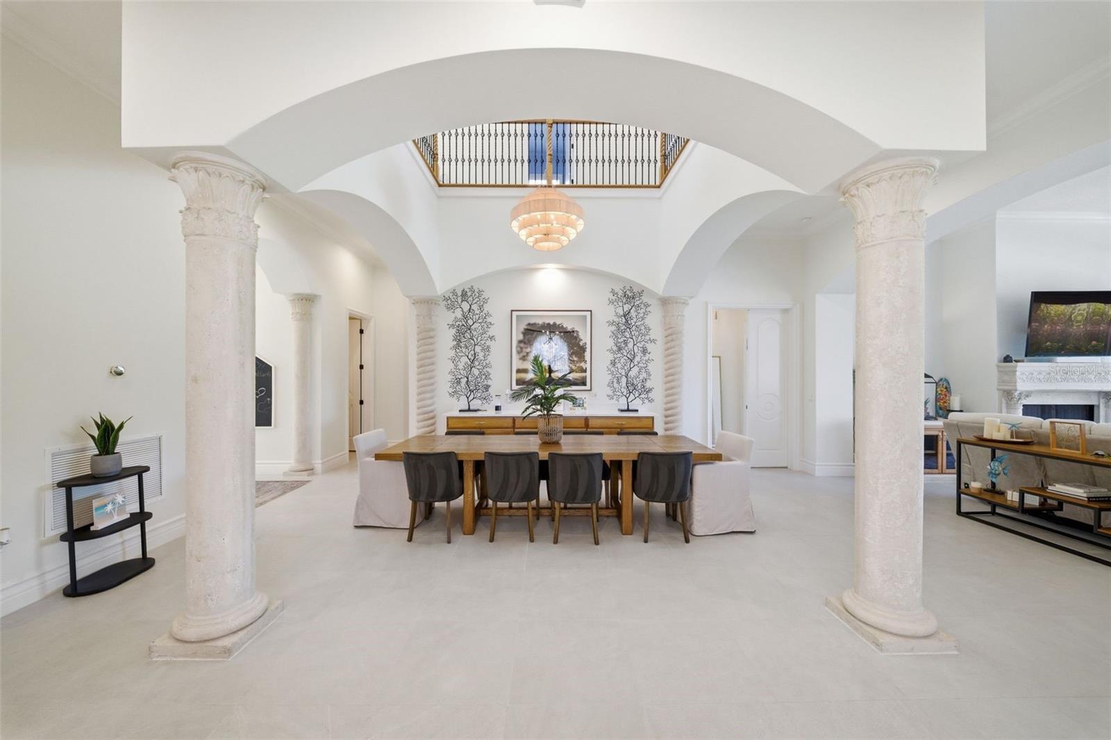 Image 10 of 87 For 7390 Gathering Court