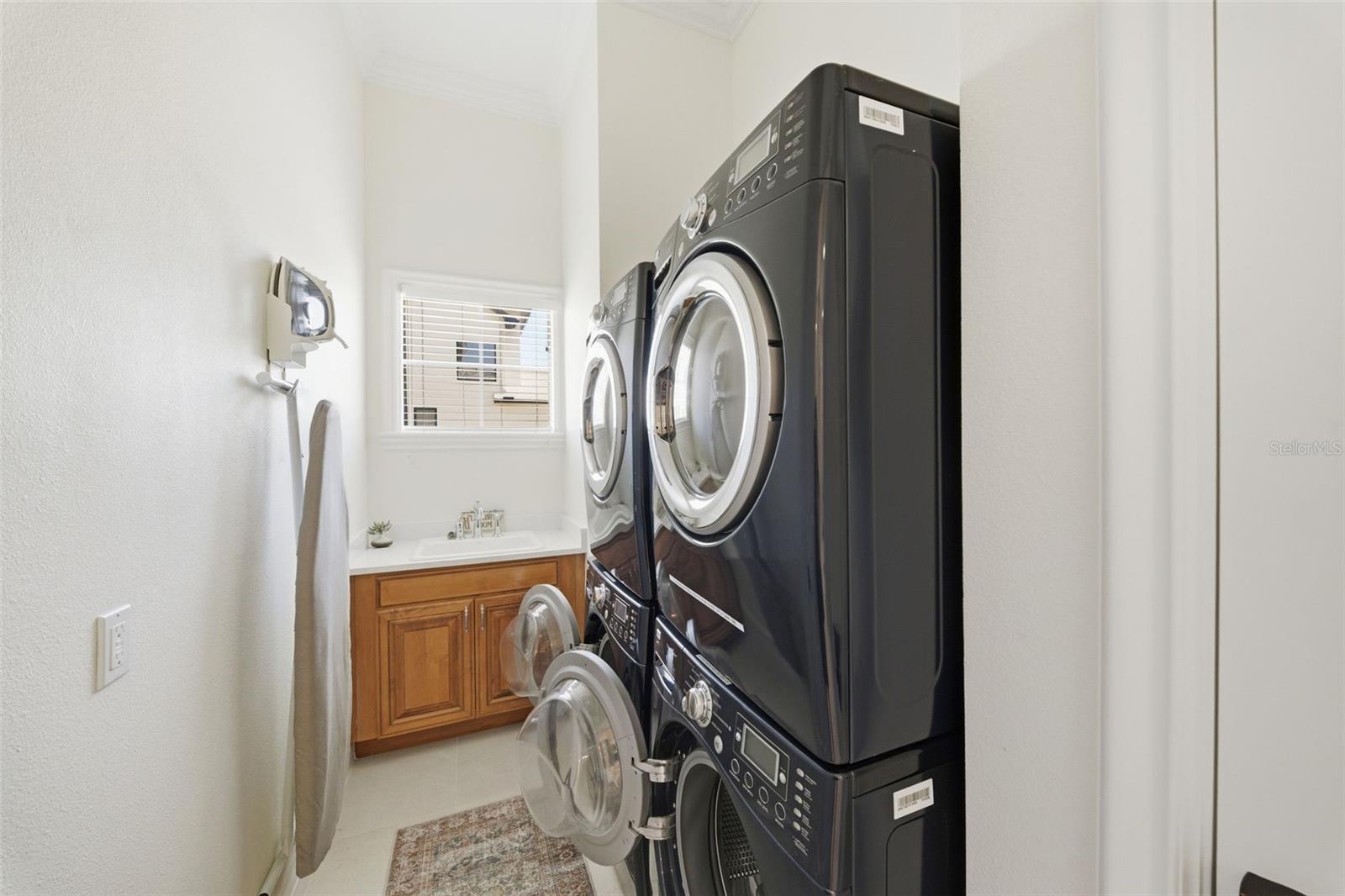 Image 71 of 87 For 7390 Gathering Court