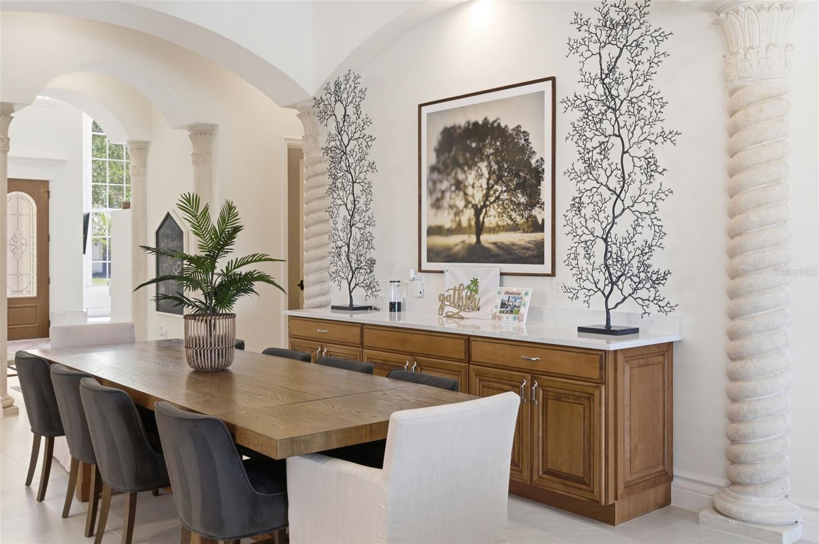 Image 9 of 87 For 7390 Gathering Court