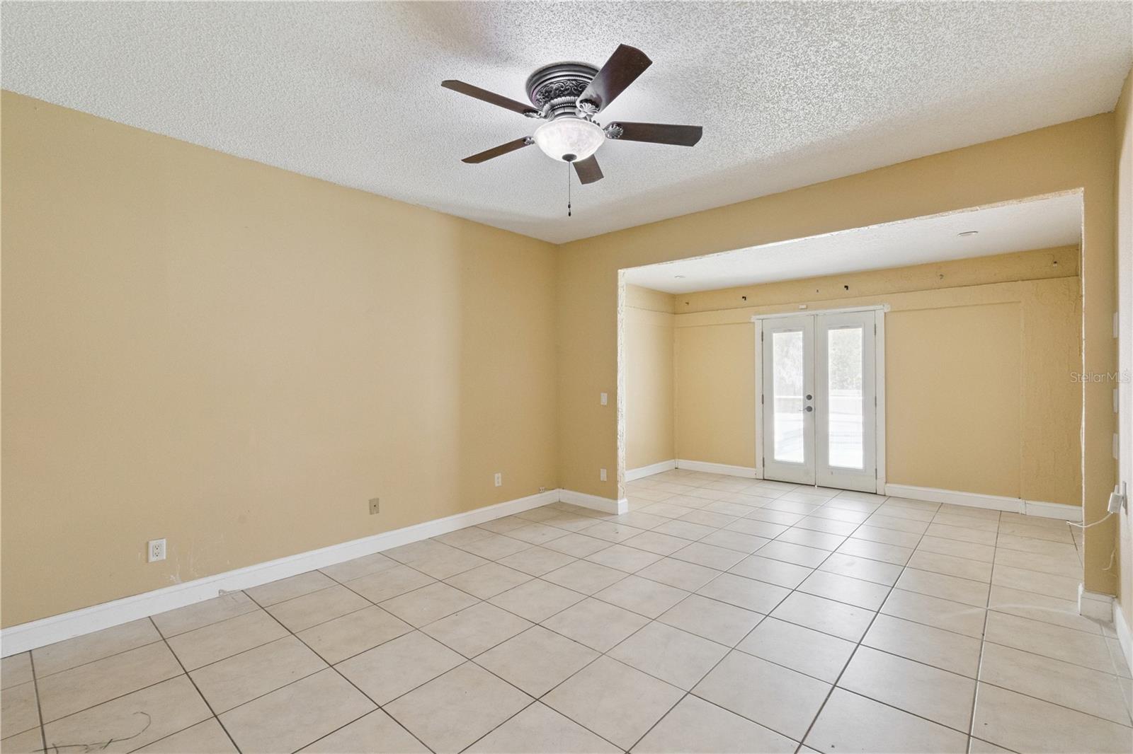 Image 25 of 55 For 2611 Tilton Court